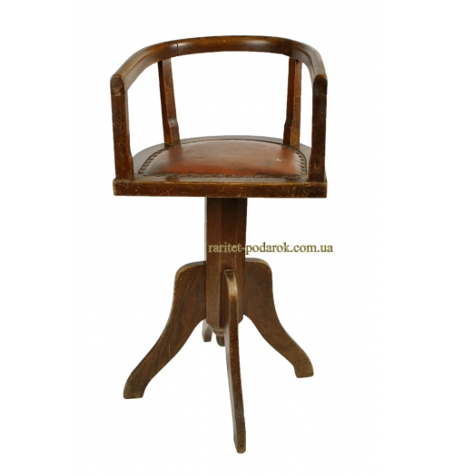 Старинный деревянный стул 19 века
