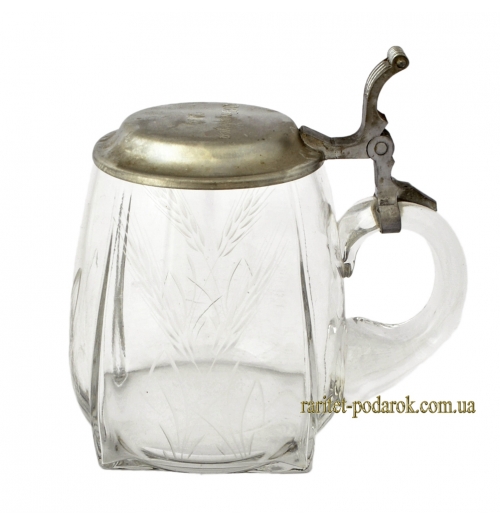 Пивная стеклянная кружка с квадратным дном